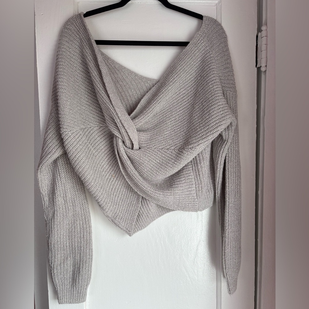 Harper Heritage Gray Twist Front Cropped Knit Sweater Size L